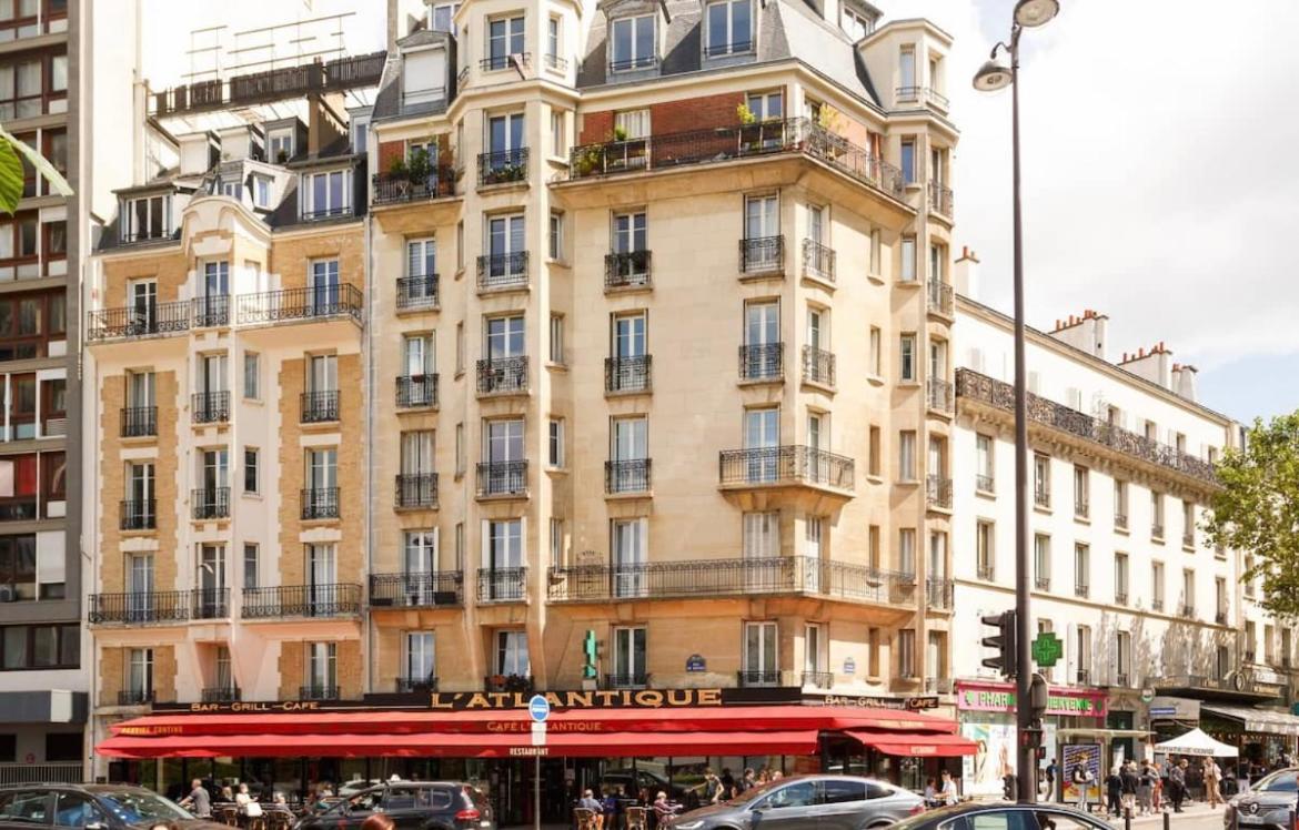 Beautiful Apartment With A View Of Eiffel Tower In Center Paryż Zewnętrze zdjęcie
